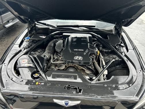 Black 2015 Hyundai Genesis 3.8