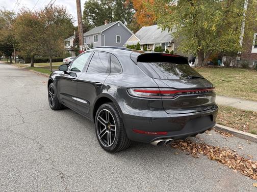 2021 Porsche Macan Macan S
