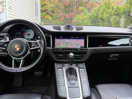 2021 Porsche Macan Macan S