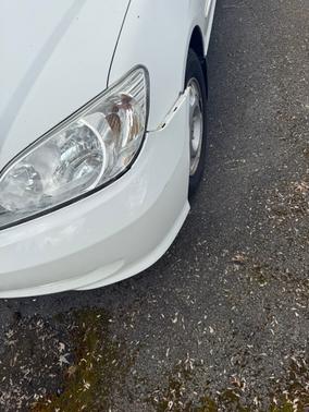 White 2004 Honda Civic Hybrid Base