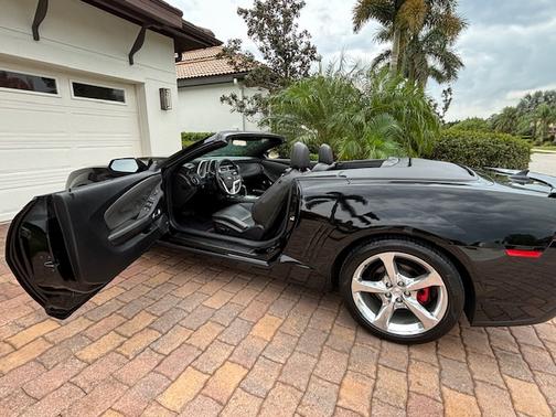 2015 Chevrolet Camaro 2LT