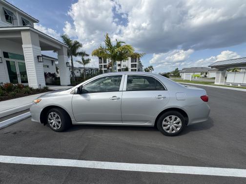2009 Toyota Corolla LE