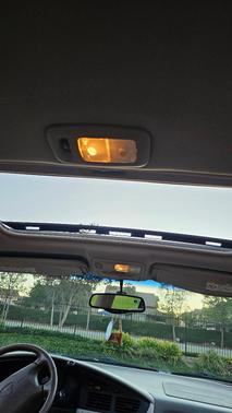 Silver 2001 Toyota Sienna XLE