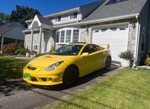 Yellow 2003 Toyota Celica GT