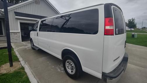 White 2019 Chevrolet Express 3500 LT