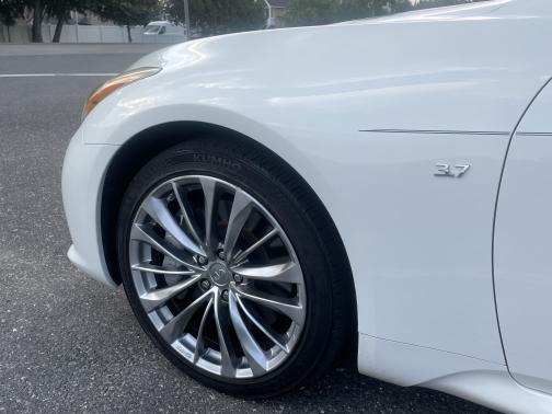 2014 INFINITI Q60 Sport