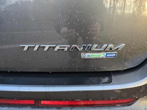2016 Ford Edge Titanium