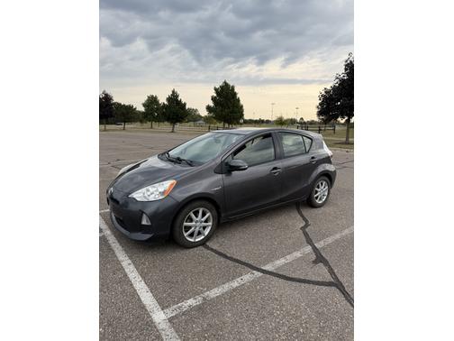 2013 Toyota Prius c Three