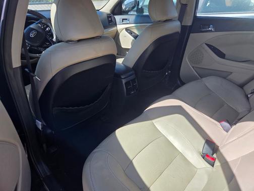 Black 2013 Kia Optima Hybrid EX