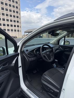 White 2022 Buick Encore Preferred