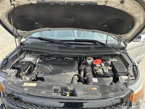 Silver 2014 Ford Explorer Sport