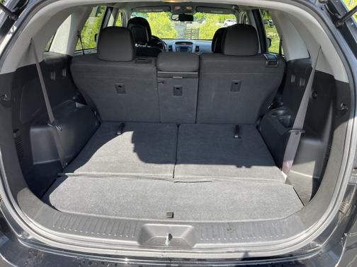 Black 2015 Kia Sorento LX