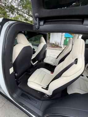 White 2024 Tesla Model X Long Range