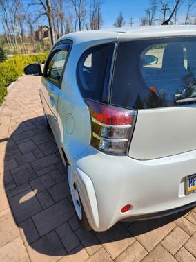 2013 Scion iQ Base