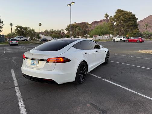 White 2023 Tesla Model S Base