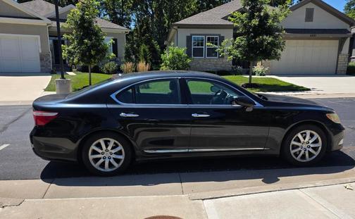 Black 2007 Lexus LS 460 Base