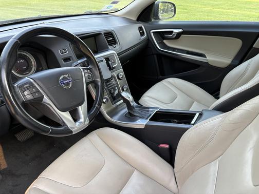 2013 Volvo S60 T5