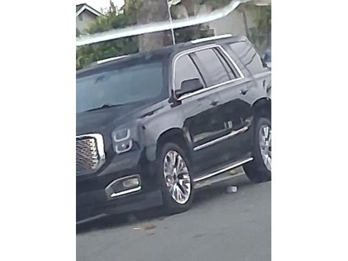 Black 2015 GMC Yukon Denali