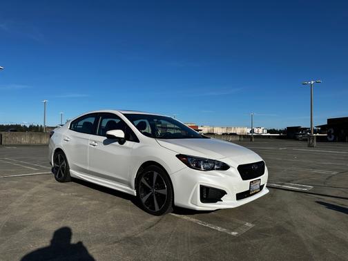 White 2018 Subaru Impreza 2.0i Sport