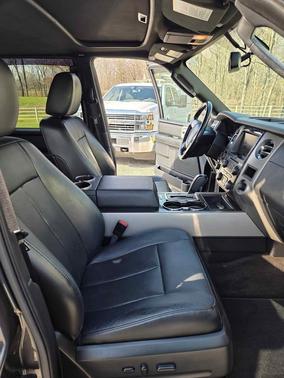 Gray 2015 Ford Expedition Limited