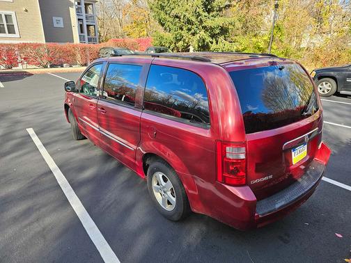 2010 Dodge Grand Caravan SXT
