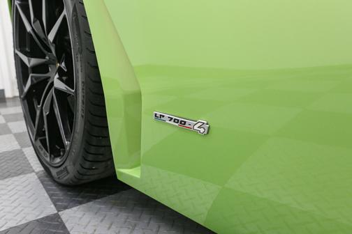 2015 Lamborghini Aventador LP700-4