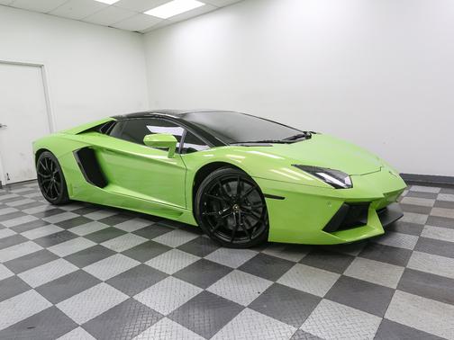 2015 Lamborghini Aventador LP700-4