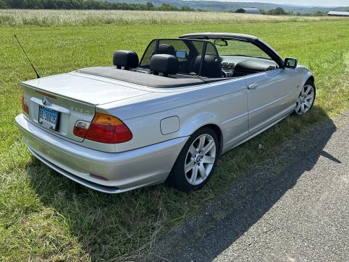 2001 BMW 325 Ci