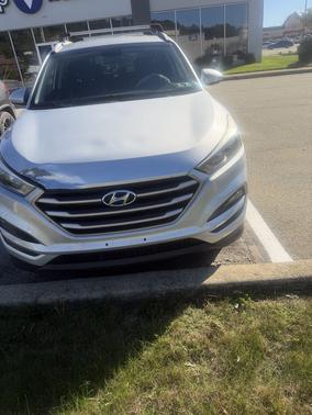 Silver 2018 Hyundai TUCSON SEL