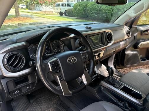 Gray 2018 Toyota Tacoma SR5