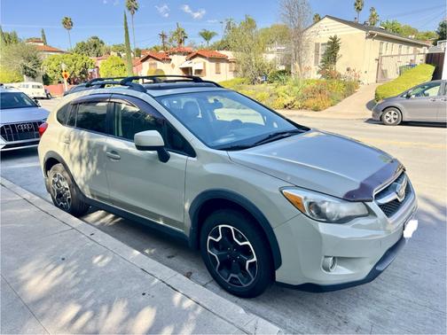 Beige 2013 Subaru XV Crosstrek 2.0i Limited