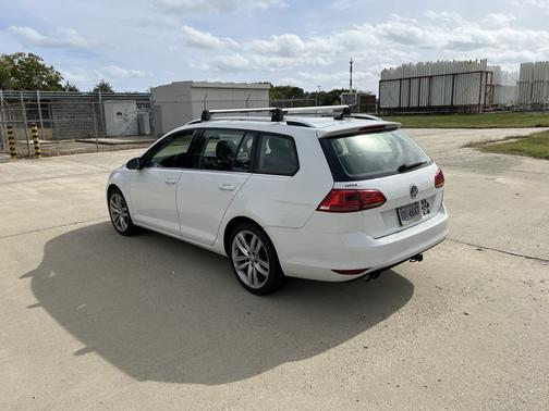 2015 Volkswagen Golf SportWagen TSI SEL 4-Door