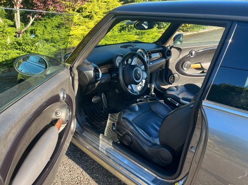 2010 MINI Cooper S Base