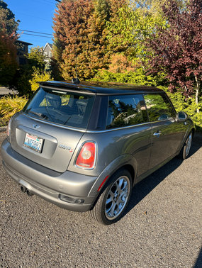 2010 MINI Cooper S Base