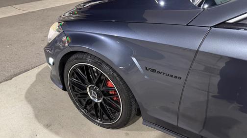 2012 Mercedes-Benz CLS-Class CLS 63 AMG