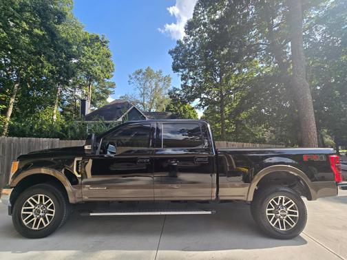 2017 Ford F-250 Lariat