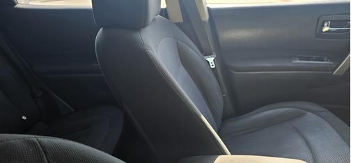 2012 Nissan Rogue S