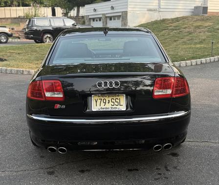 2007 Audi S8 5.2