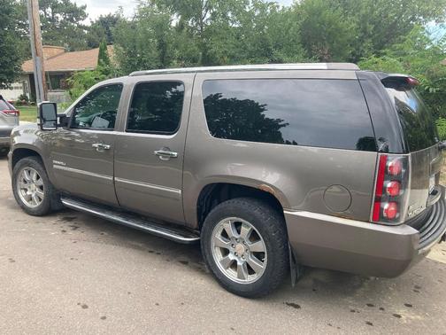 Brown 2012 GMC Yukon XL Denali