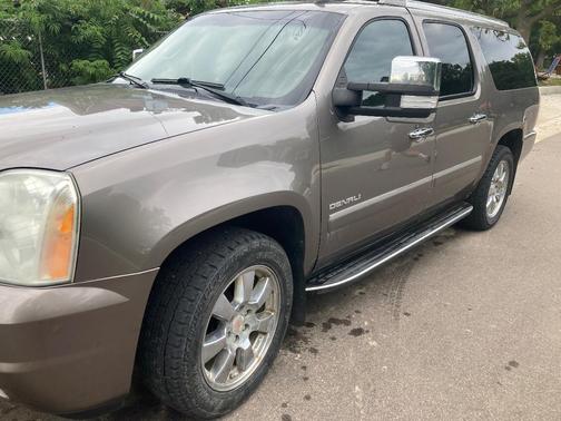 Brown 2012 GMC Yukon XL Denali