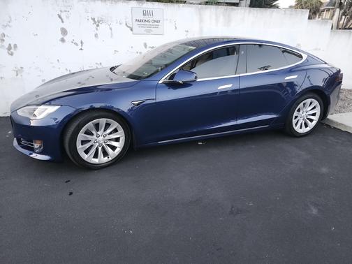 2017 Tesla Model S 75D