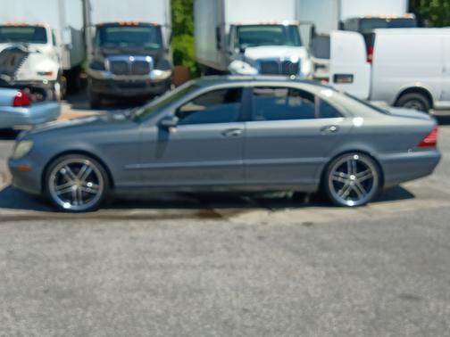 Green 2004 Mercedes-Benz S-Class S430 4MATIC