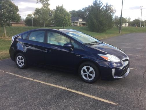 2013 Toyota Prius Two