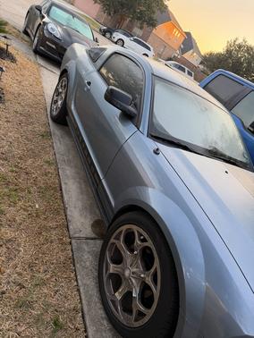 Blue 2006 Ford Mustang Base