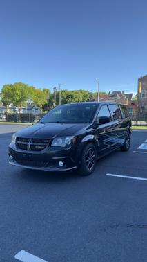 Black 2016 Dodge Grand Caravan SXT