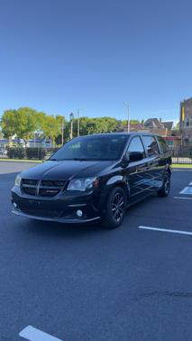 Black 2016 Dodge Grand Caravan SXT