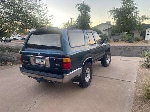 Green 1995 Toyota 4Runner SR5 V6 4WD