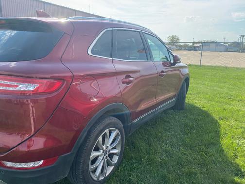 2015 Lincoln MKC Base