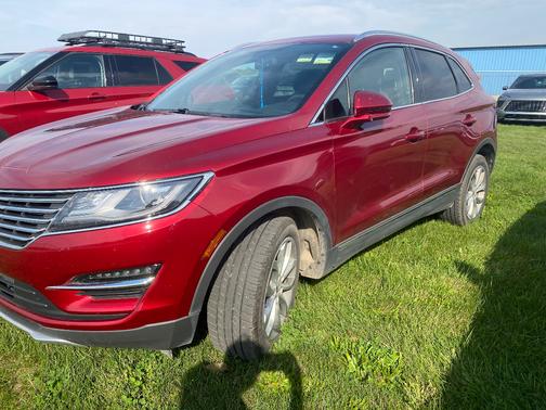 2015 Lincoln MKC Base