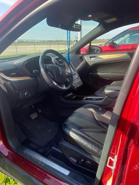 2015 Lincoln MKC Base